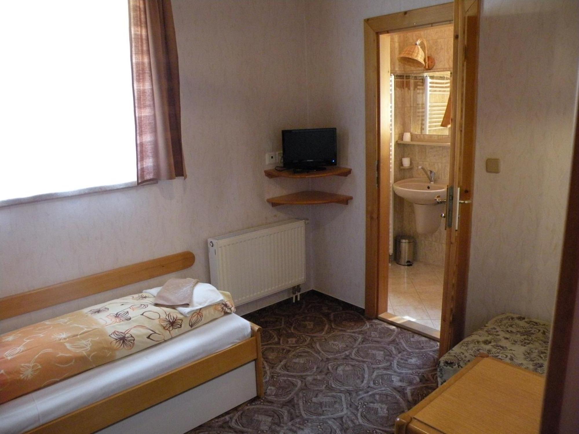 Hotel Lesni Dum Janske Lazne Cameră foto